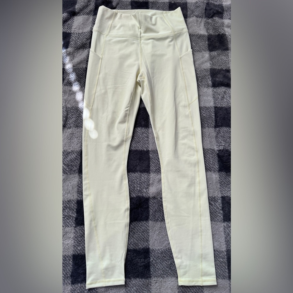 Fabletics PureLuxe Leggings in Soft Yellow-Medium - Picture 4 of 5